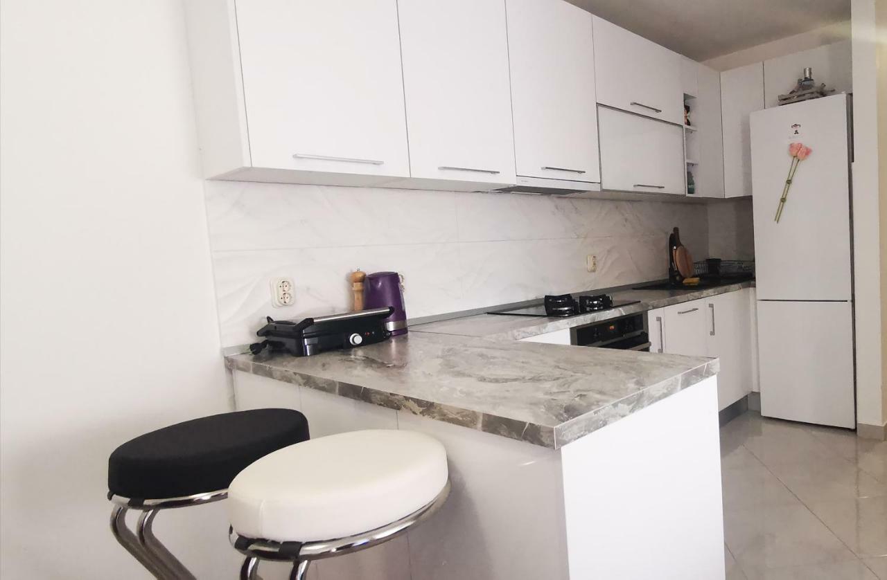 Apartment Dalmatia Makarska Eksteriør billede